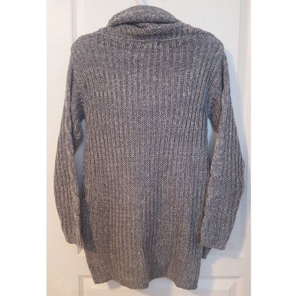 Love & Liberty Gray Cable Knit Sweater - Picture 2 of 2